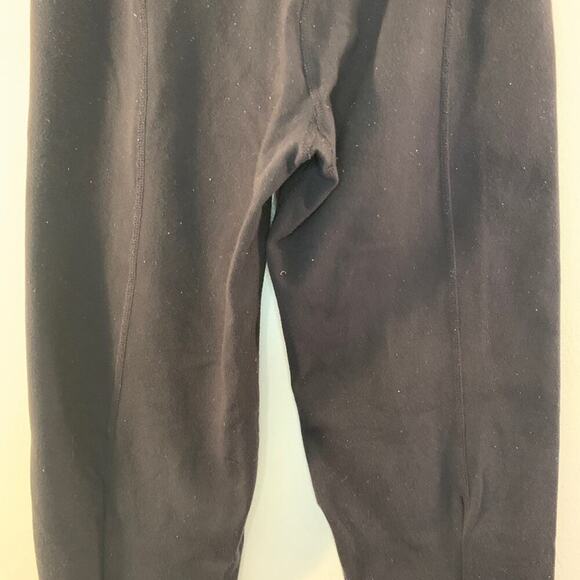 LULULEMON ATHLETICA Women’s Black Legging Capris / Size: 2 Tall - Picture 10 of 10